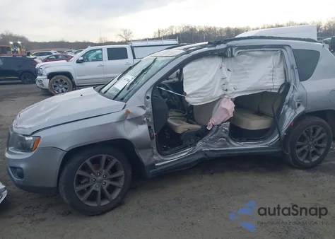 2016 Jeep Compass z USA, uszkodzony, nr VIN 1C4NJDBD9GD790393